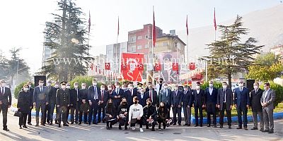 10 Kasım’da Atatürk’le Yeniden Doğar Gibi