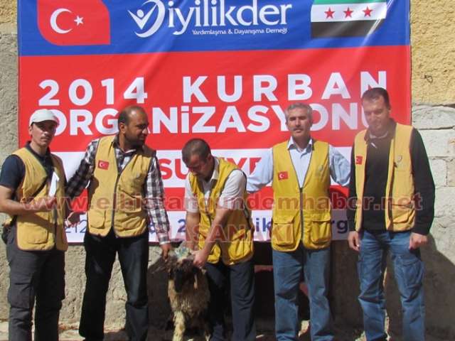 203 Kurban Suriye’de Dağıtıldı