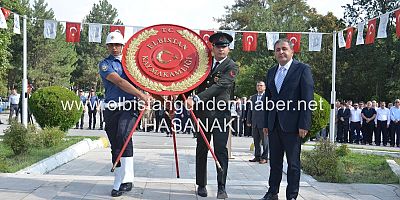 30 Ağustos Dünya Destanıdır