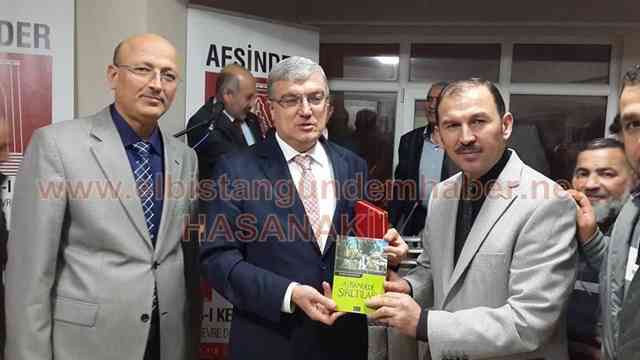 AFŞİNDER’den Güvenç’e Plaket