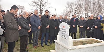 Akbaş Kabri Başında Dualarla Anıldı