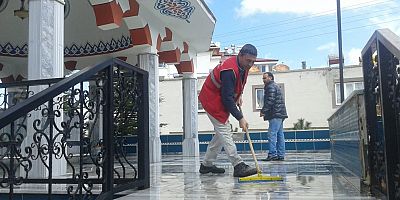 Camilerde Belediye Temizliği