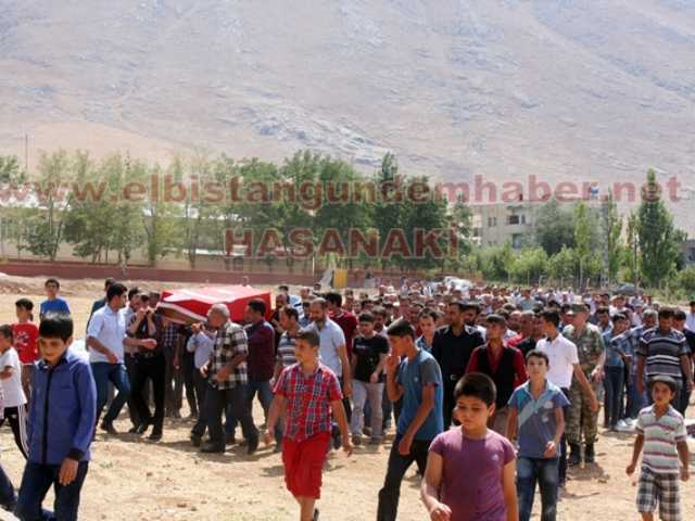 Canına Kıyan Genç Toprağa Verildi