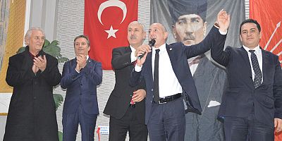 CHP’de Aday Tanıtımı Şölene Dönüştü