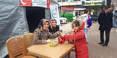 Çocuklar Harçlıklarını Bağışladı