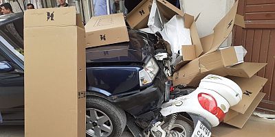 Ehliyetsiz Sürücü İş Yerini Dağıttı