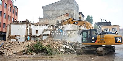 Eski Evler Tarihe Oluyor