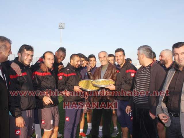 Gakkoşlardan ES’e Tatlı Destek