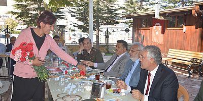 Gizem Çiçek’ten Anlamlı Jest