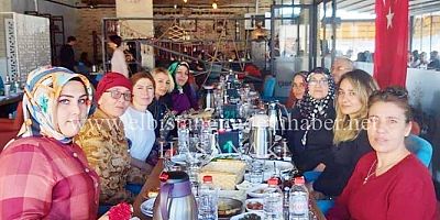 “Kadın Vatandır Kadın Bayraktır”