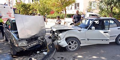 Kafa Kafaya Kaza: 2 Yaralı