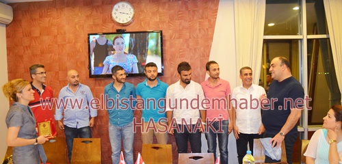 Kıskandıran Başarıya Ödül Yağdı