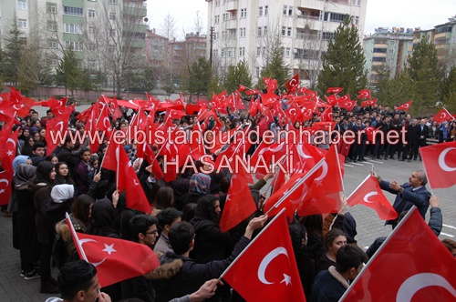 “Mehmetçik Seninleyiz”