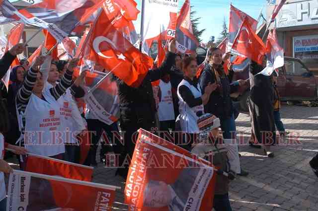 Miting Gibi Açılış