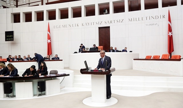 “Öğretmenler Darboğazdan Çıkarılmalı”