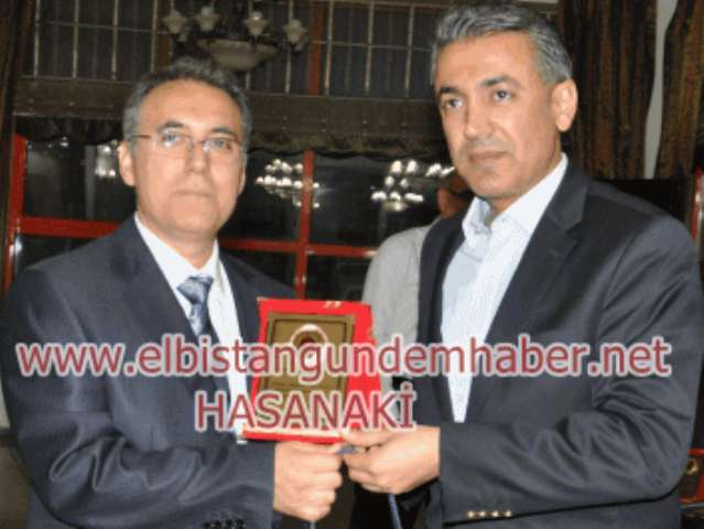 Plaketle Uğurlandılar