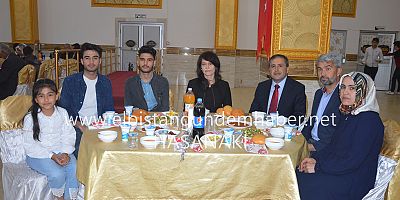 “Şehit Aileleri ve Gazilerimiz Baş Tacıdır”