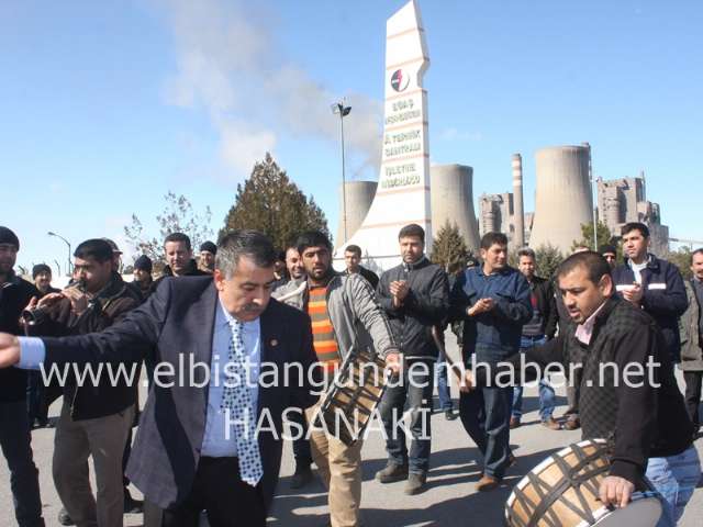 TES İŞ’ten Zafer Halayı