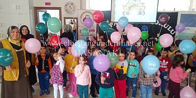 “Tut Elimi Kardeşim”