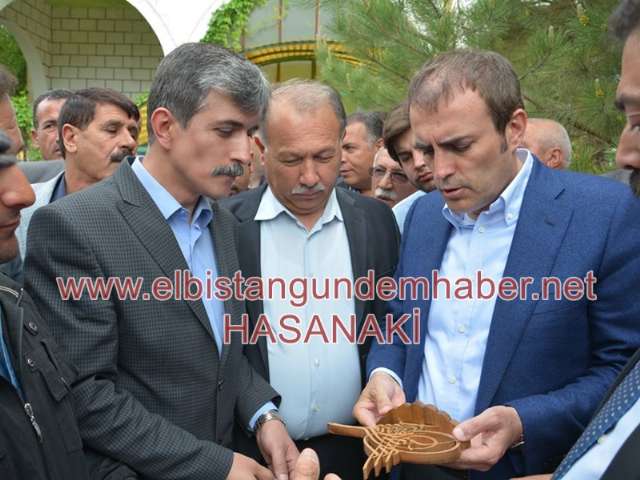 Ünal’a Anlamlı Hediye