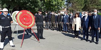 Vatan Gazilerine Minnettardır